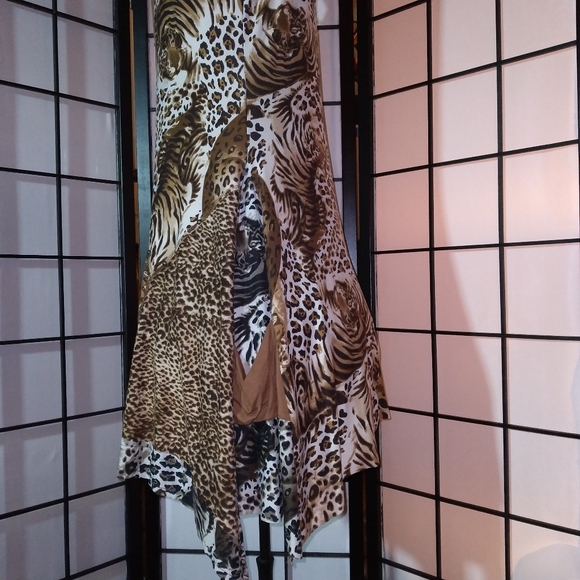 32A. Méchant Geometric Patchwork Dress - Picture 13 of 17